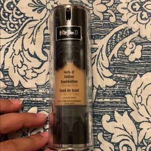 Kay Von D foundation